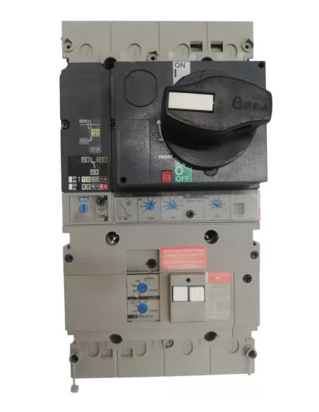 Disjoncteur Merlin Gerin NS160N 4 pôles 100 A 25 kA STR22SE Vigi MH160 220/440 V